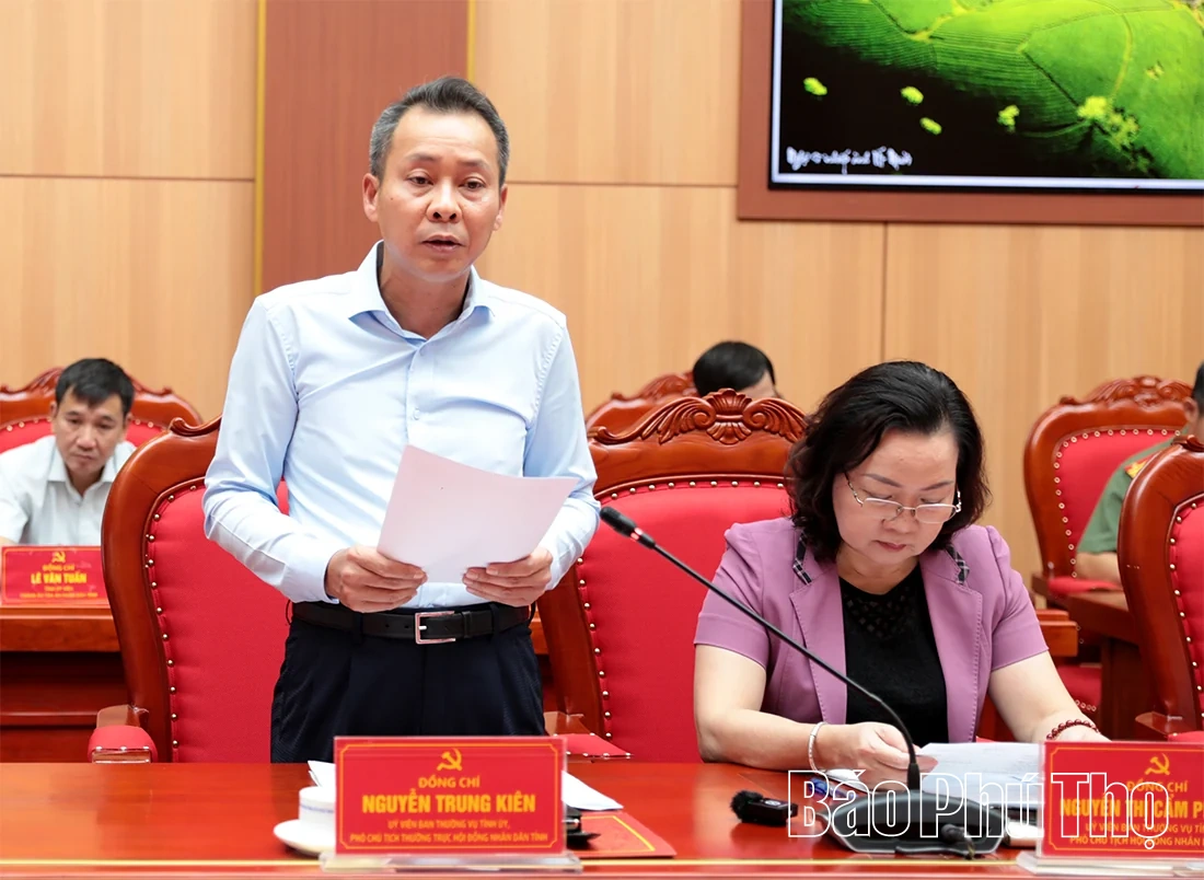 Khảo sát thực tiễn công tác lãnh đạo của Đảng đối với hoạt động giám sát của Quốc hội và HĐND