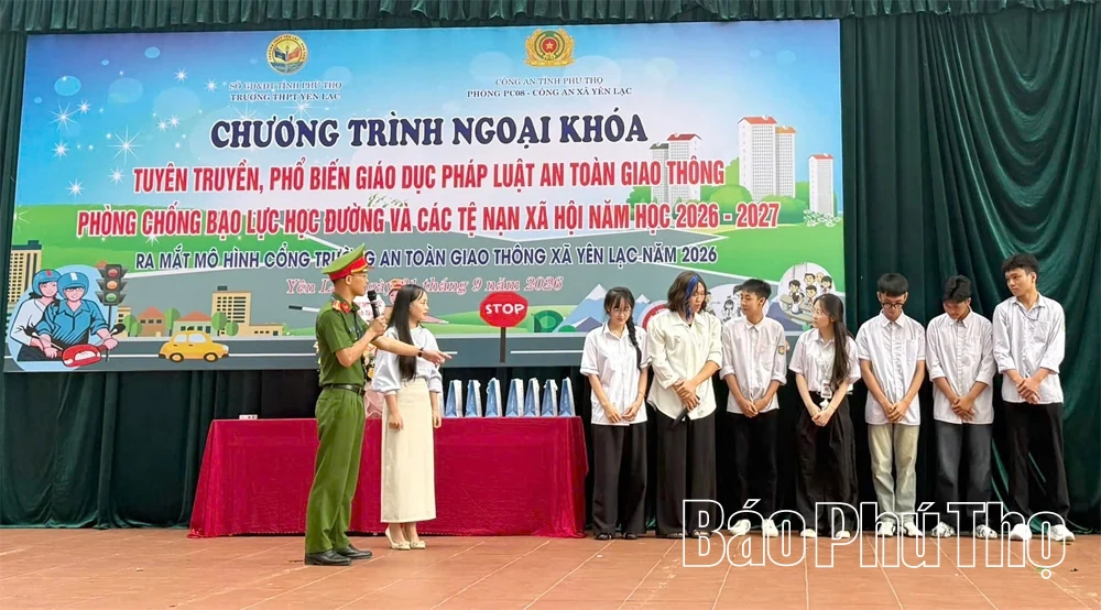 Sân khấu hóa tuyên truyền pháp luật cho học sinh