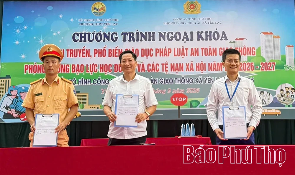 Sân khấu hóa tuyên truyền pháp luật cho học sinh
