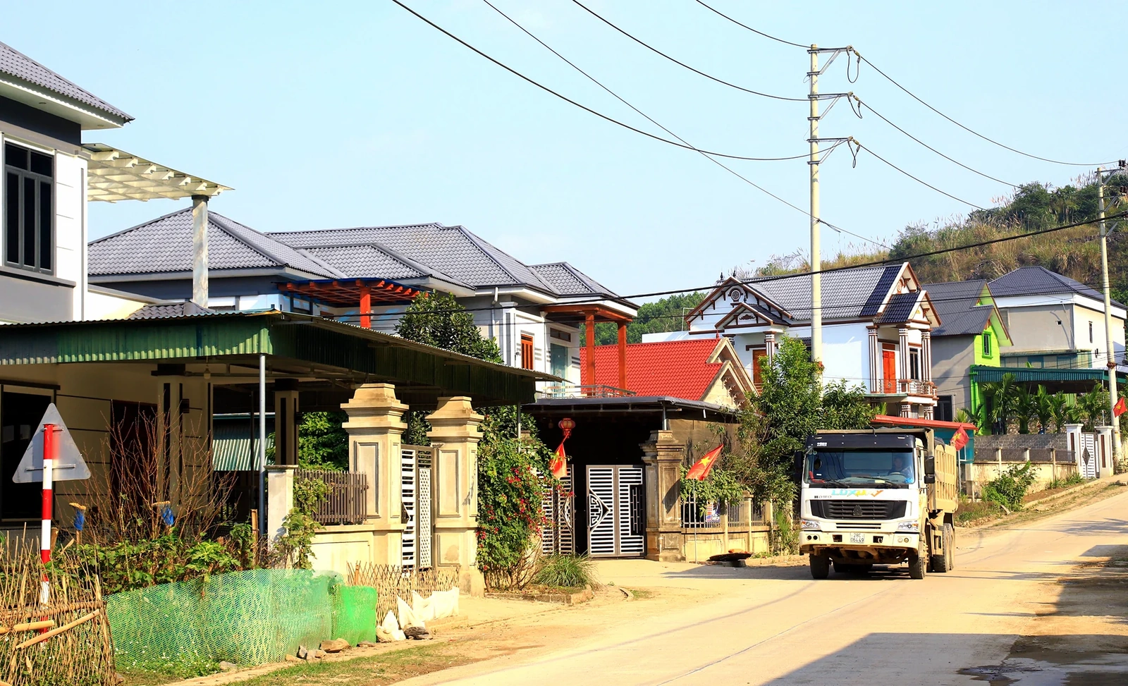 Hồ Cánh Tạng - công trình thủy lợi quy mô bậc nhất khu vực miền Bắc