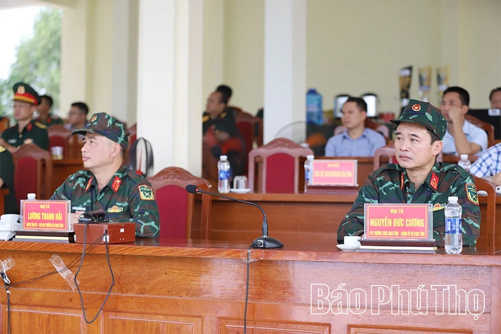Diễn tập tiếp nhận dự bị động viên và thực hành tiến công tiêu diệt địch lâm thời phòng ngự