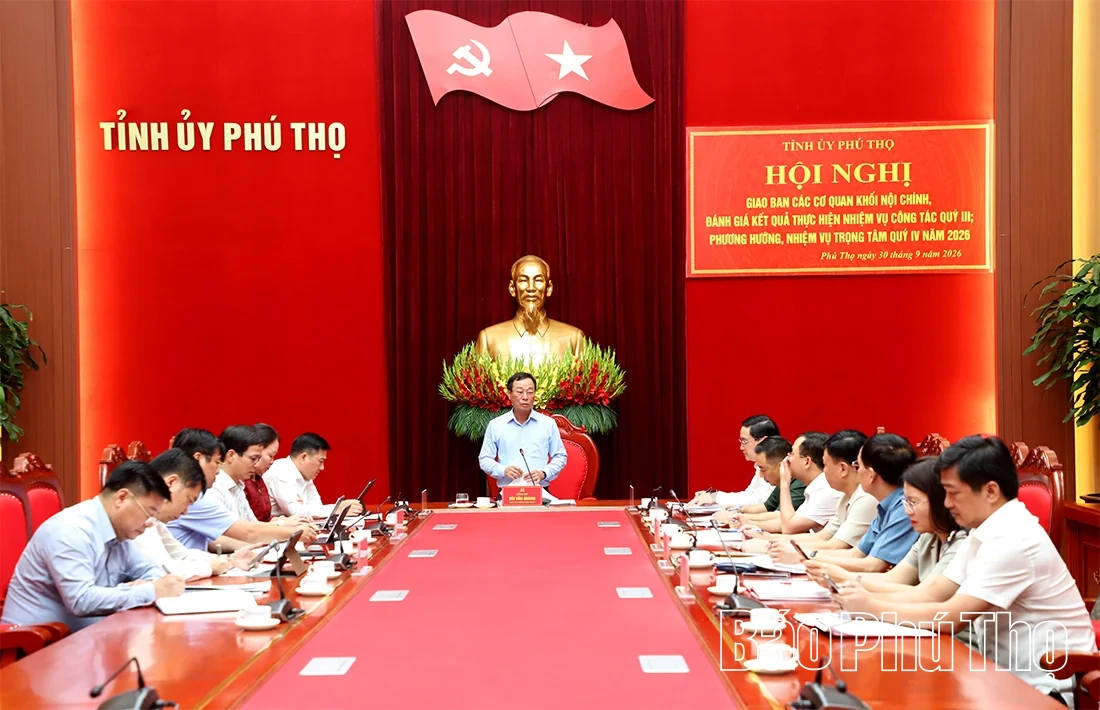 Phó Bí thư Thường trực Tỉnh ủy Bùi Văn Quang chủ trì giao ban các cơ quan khối Nội chính