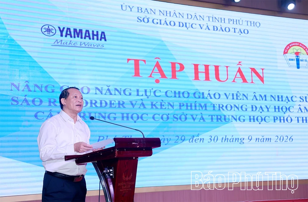 Nâng cao năng lực sử dụng sáo Recorder và kèn phím cho giáo viên âm nhạc