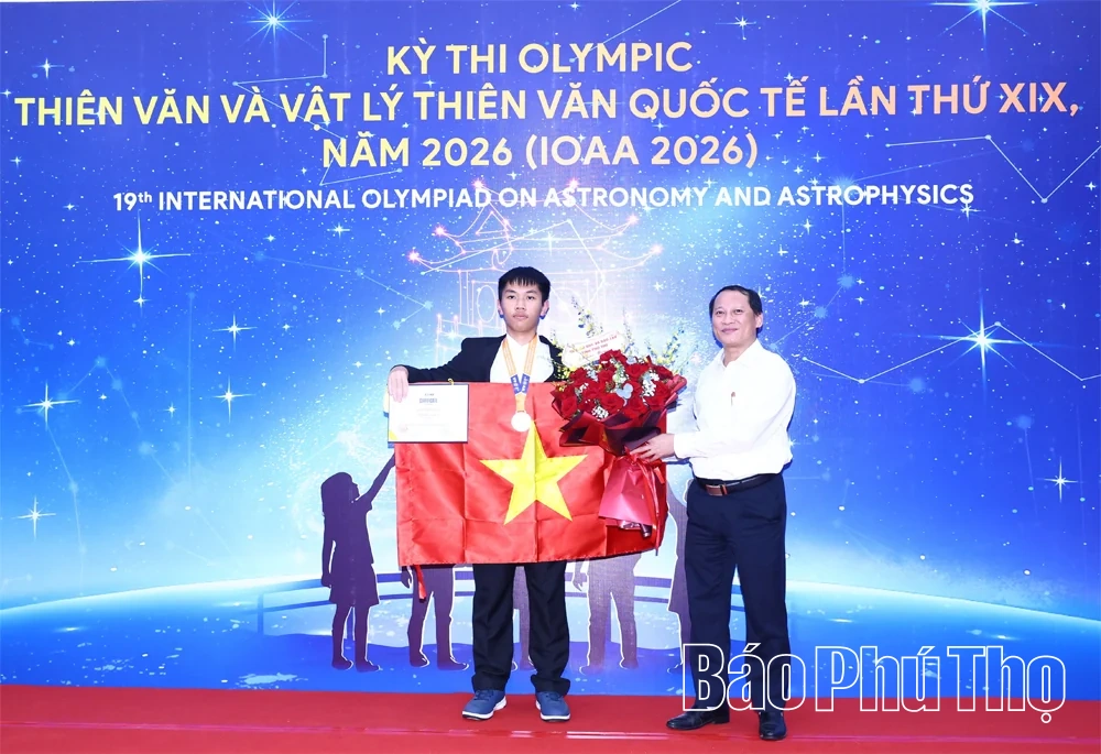Học sinh Phú Thọ giành Huy chương Bạc Olympic Thiên văn và Vật lý thiên văn quốc tế