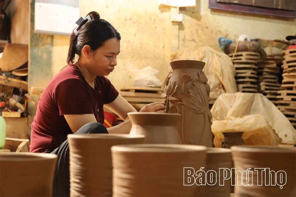 Gốm sành Hương Canh và khoảng trống thế hệ kế thừa