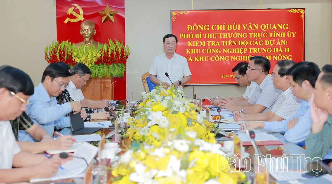 Quyết liệt tháo gỡ khó khăn, đẩy nhanh tiến độ dự án các khu công nghiệp Trung Hà II và Tam Nông