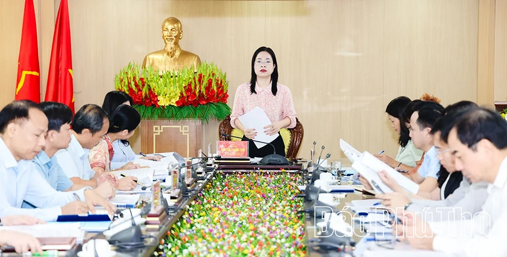 Thẩm tra các dự thảo nghị quyết về chính sách hỗ trợ người có công và Tổ công nghệ số cộng đồng