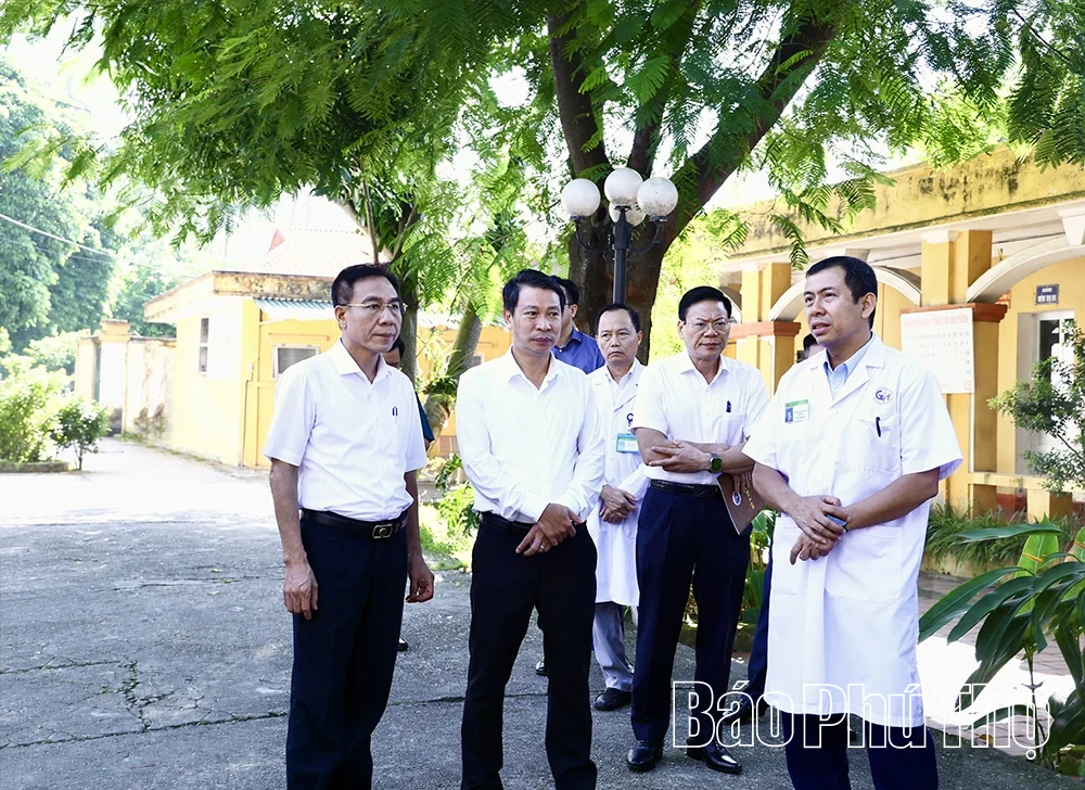 Sớm hoàn thiện thủ tục các dự án y tế