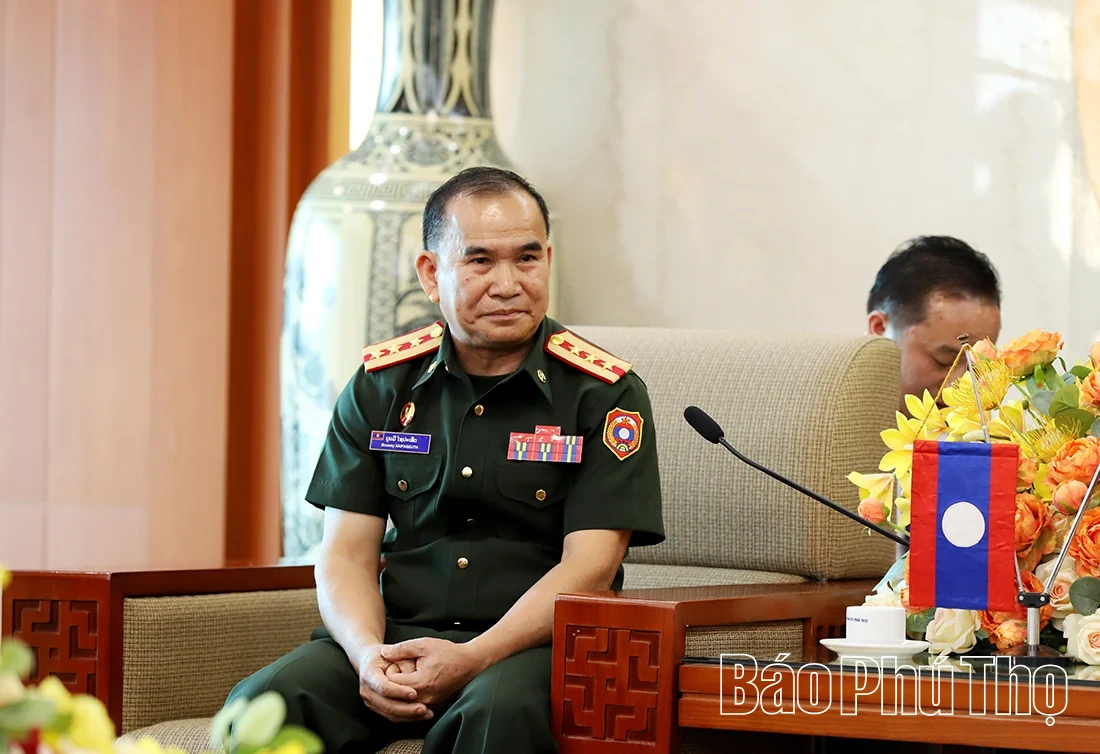 Thắt chặt tình đoàn kết, hợp tác quốc phòng giữa Phú Thọ và Luông Nậm Thà