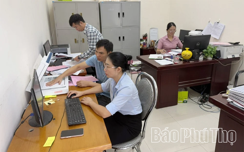 Vĩnh Tường tăng tốc số hóa hồ sơ đảng viên