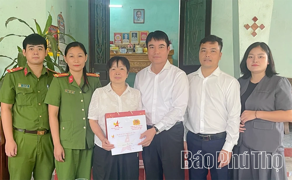 Doanh nhân Đất Tổ thi đua đổi mới phát triển