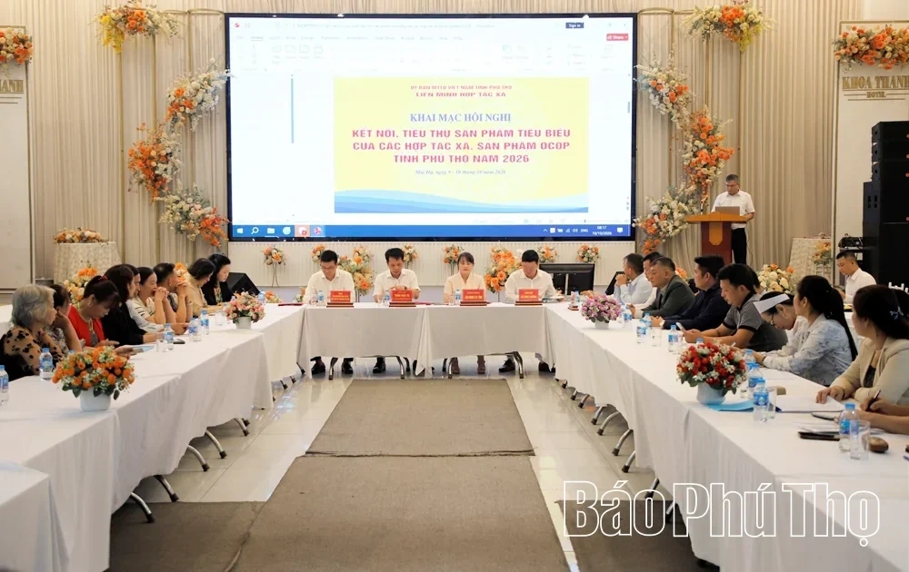 Connecting the Consumption of Representative Products and OCOP Products of Phu Tho Province