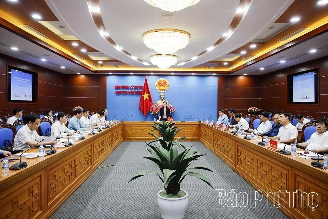Proactively Removing Difficulties and Obstacles; Accelerating Progress on Key Projects in the Hoa Binh Area