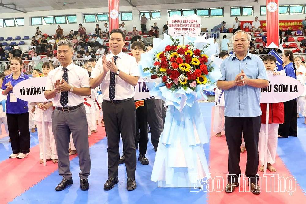 679 võ sinh tranh tài tại Giải vô địch các câu lạc bộ Karate tỉnh Phú Thọ mở rộng