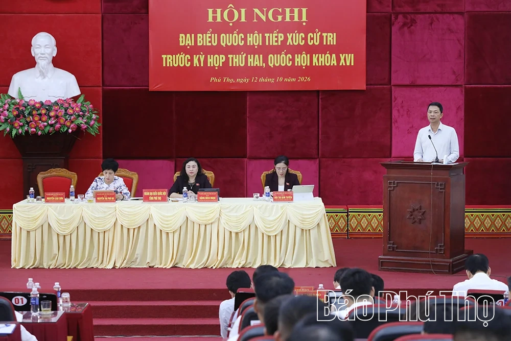 Đoàn đại biểu Quốc hội tỉnh tiếp xúc cử tri 5 xã vùng Tân Lạc