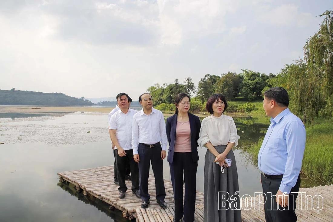 Chủ động tháo gỡ khó khăn, vướng mắc; đẩy nhanh tiến độ các dự án trọng điểm khu vực Hòa Bình