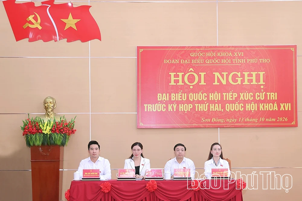 Đoàn đại biểu Quốc hội tỉnh tiếp xúc cử tri tại xã Sơn Đông