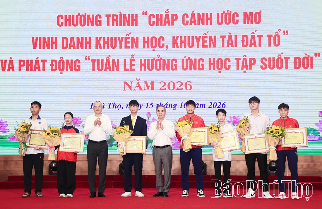 Chắp cánh ước mơ - Vinh danh khuyến học, khuyến tài Đất Tổ