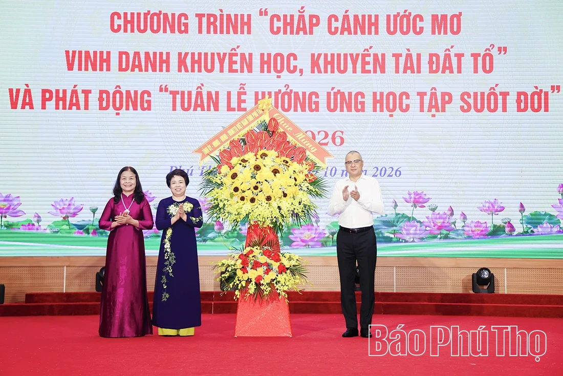 Chắp cánh ước mơ - Vinh danh khuyến học, khuyến tài Đất Tổ