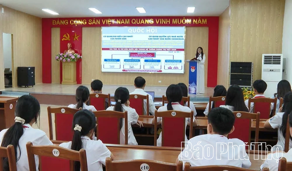 Gặp mặt Đoàn đại biểu thiếu nhi tỉnh tham gia phiên họp giả định “Quốc hội trẻ em” lần thứ III, năm 2026