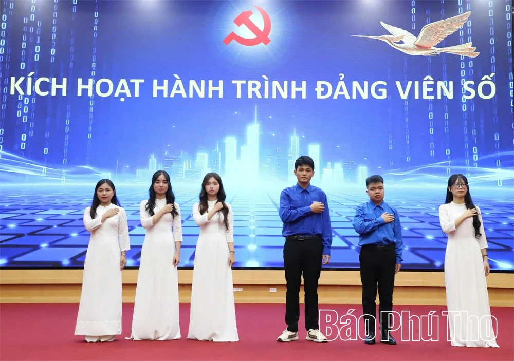 Đoan Hùng chủ động tạo nguồn đảng viên trẻ từ trường học