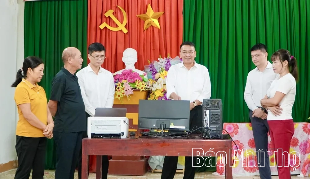 Thanh Ba tuyên truyền kỹ năng số, giảm nghèo thông tin từ cơ sở