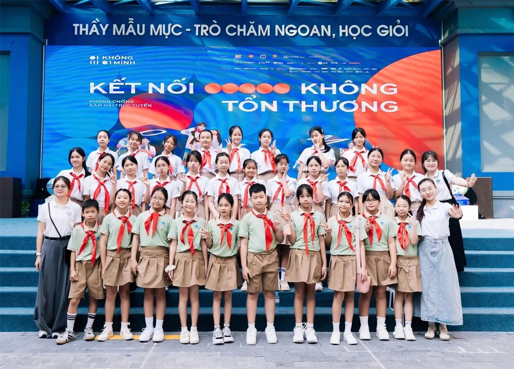 Kết nối để bảo vệ trẻ em trên không gian mạng
