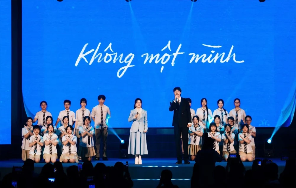 Kết nối để bảo vệ trẻ em trên không gian mạng