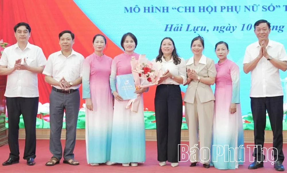 Phụ nữ Đất Tổ bản lĩnh, sáng tạo, làm chủ công nghệ