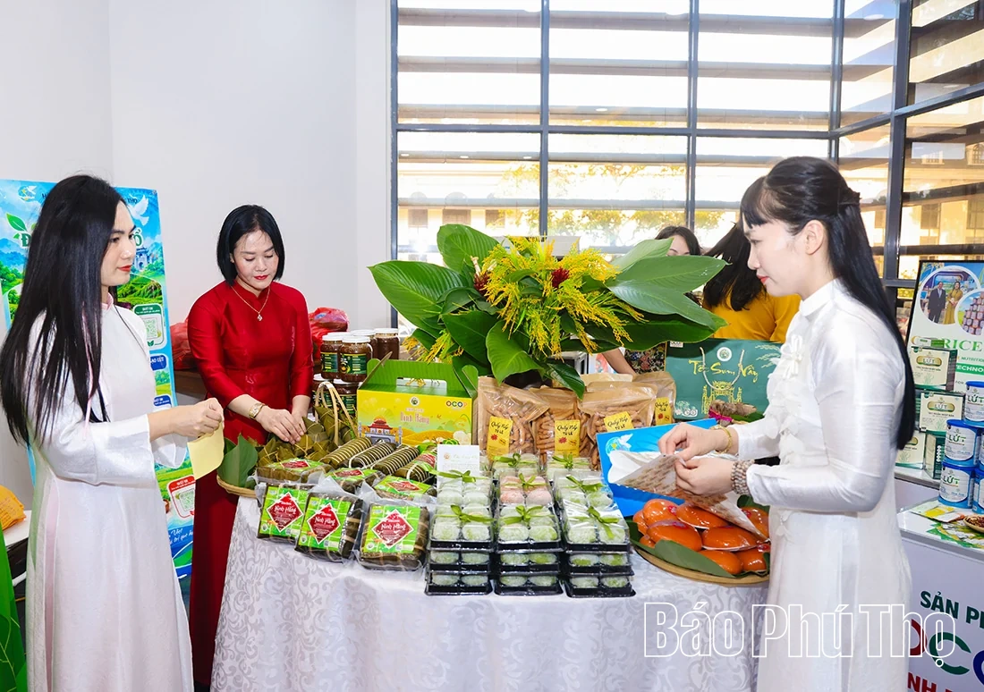 Tôn vinh phụ nữ khởi nghiệp sáng tạo xanh, lan tỏa “Hương sắc Đất Tổ”