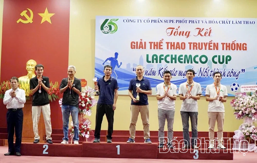 Trao giải cuộc thi Ngày hội Sáng tạo xanh và tổng kết Giải thể thao truyền thống LAFCHEMCO CUP năm 2026