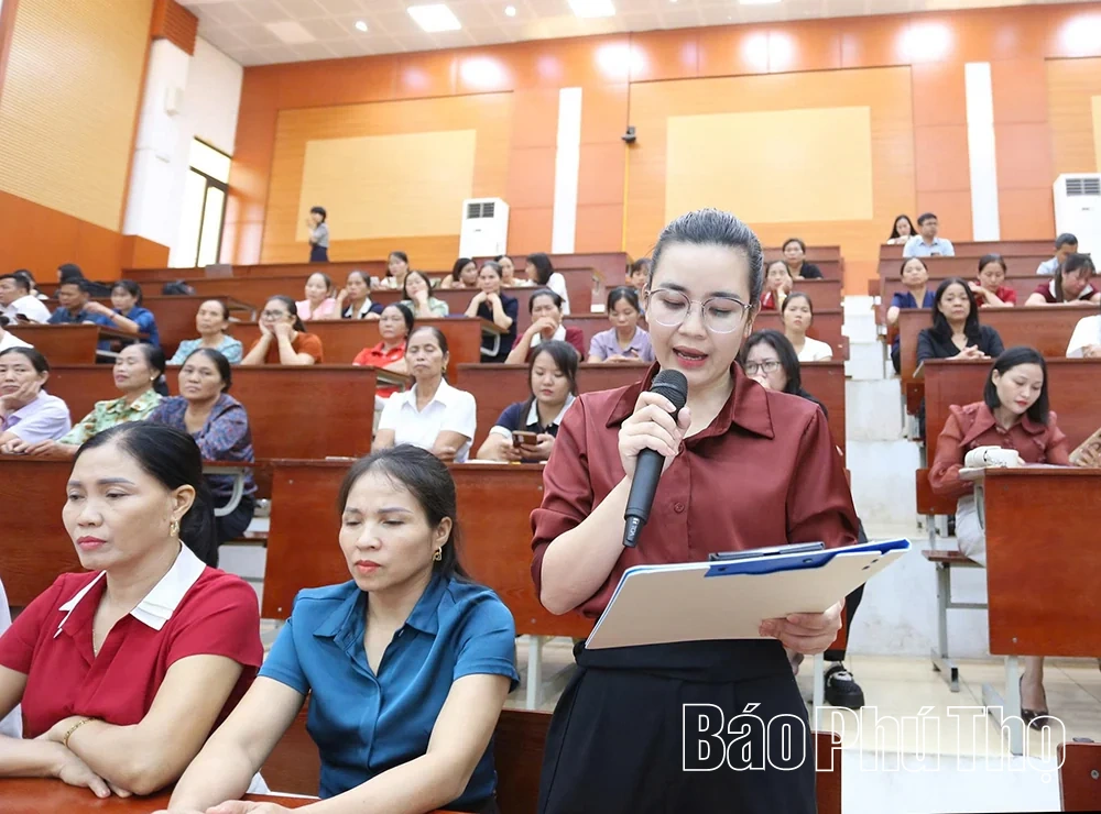 Hơn 300 đại biểu tham gia Diễn đàn Lắng nghe dân nói