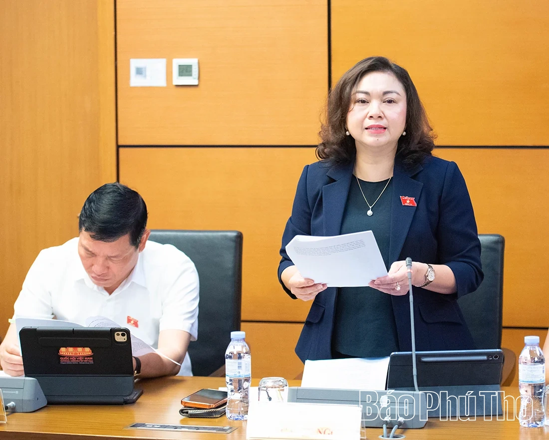 Đại biểu Quốc hội tỉnh thảo luận các dự án Luật về văn bản quy phạm pháp luật, ngân sách Nhà nước và thuế&nbsp;