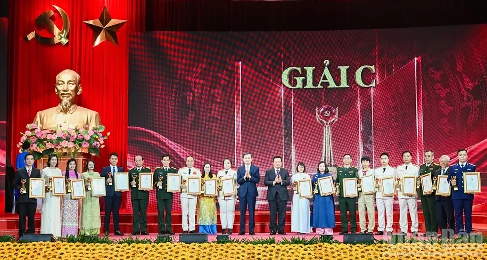Lễ trao giải Cuộc thi chính luận về bảo vệ nền tảng tư tưởng của Đảng, lần thứ sáu, năm 2026