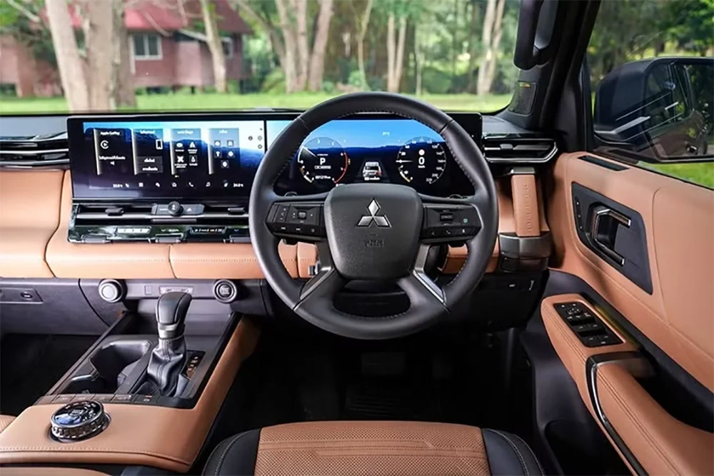 Mitsubishi Pajero mới chốt giá tại Thái Lan, chờ ngày về Việt Nam