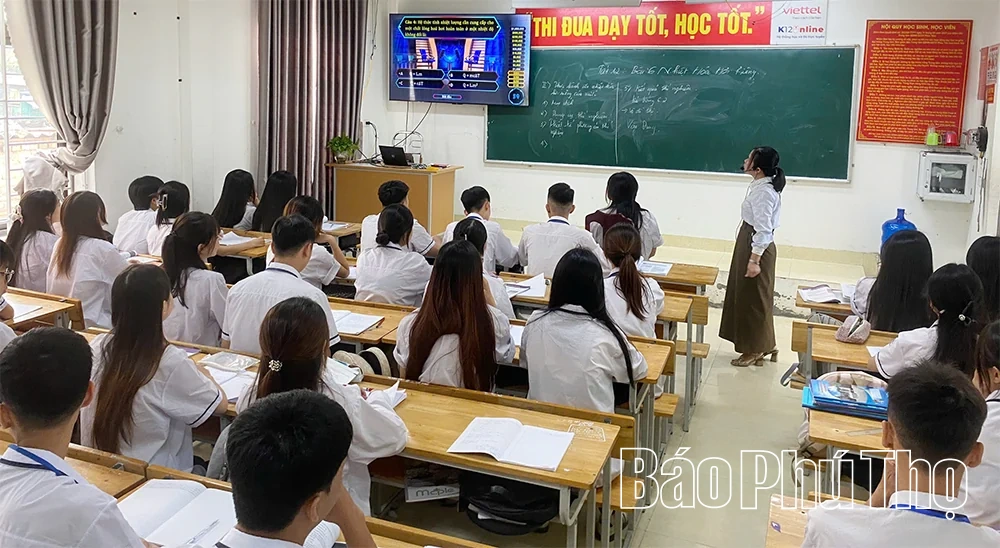 Dạy văn hóa gắn với học nghề, đáp ứng nhu cầu xã hội