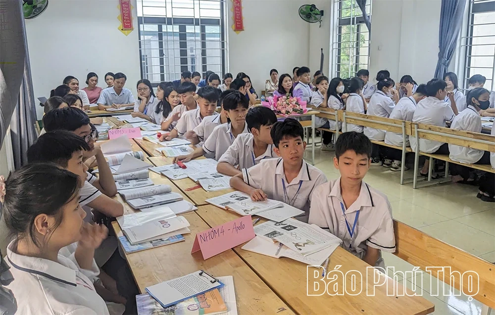Dạy văn hóa gắn với học nghề, đáp ứng nhu cầu xã hội