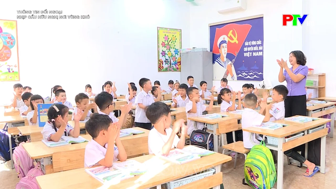 Nhịp cầu hữu nghị vùng khó