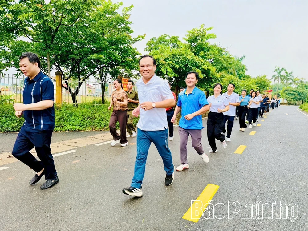 Chí Đám sôi nổi phong trào văn hóa, văn nghệ, thể dục thể thao