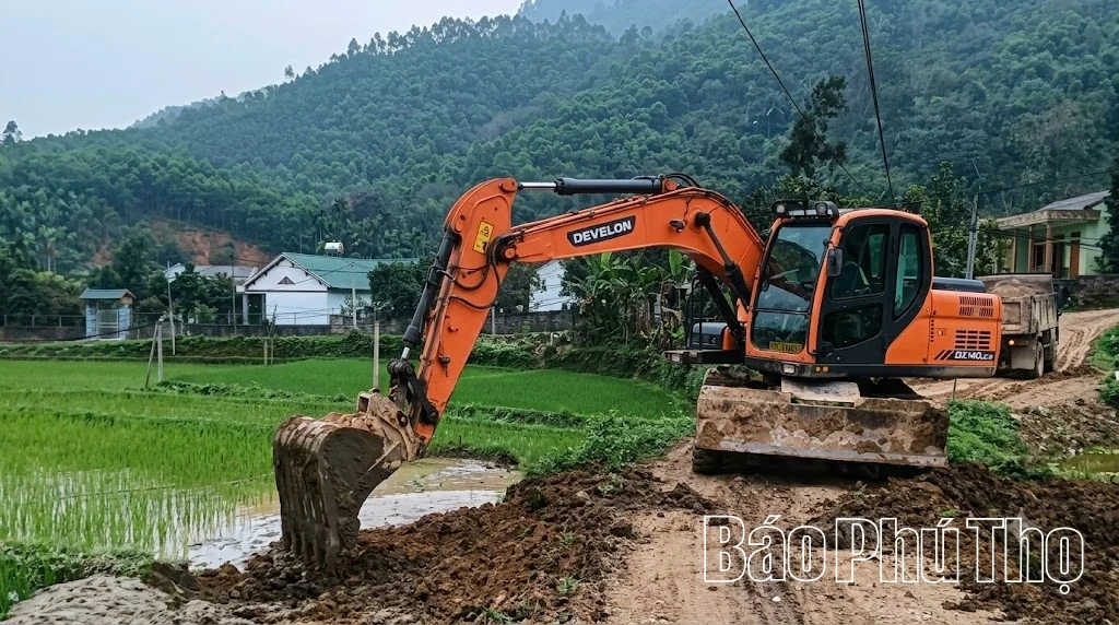Tiên Lương tập trung hoàn thiện đường giao thông nông thôn