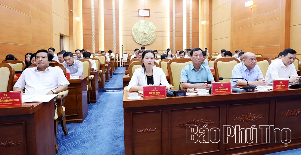 Quán triệt triển khai thực hiện Nghị quyết Hội nghị lần thứ Tư Ban Chấp hành Trung ương Đảng khóa XIV