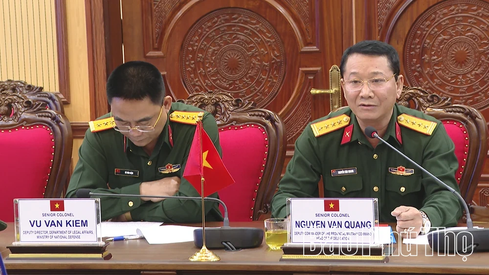 Bộ CHQS tỉnh Phú Thọ trao đổi kinh nghiệm công tác pháp chế với Quân đội Hoàng gia Campuchia