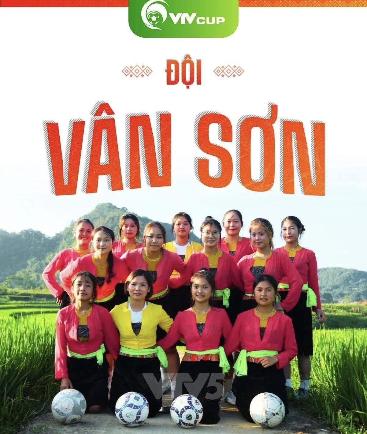 Khi phụ nữ chơi bóng đá