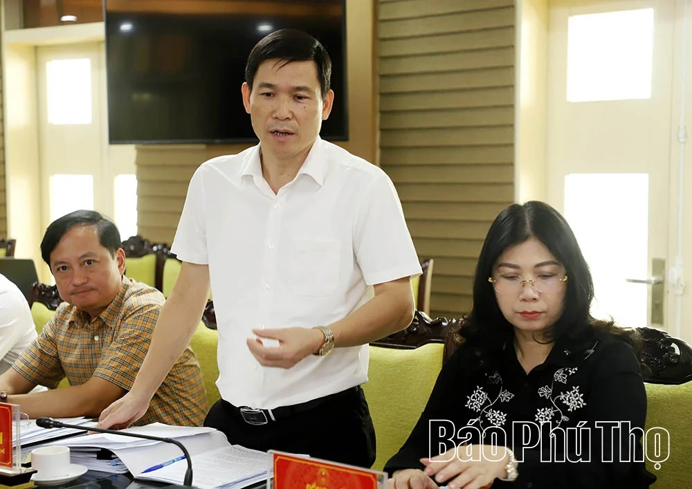 Thường trực HĐND tỉnh xem xét kết quả thẩm tra các nội dung trình Kỳ họp thứ Sáu HĐND tỉnh khóa XX