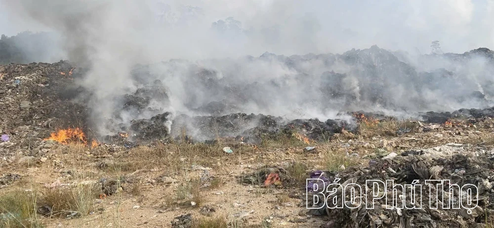 Khắc phục, xử lý tồn tại khu vực bãi rác tạm núi Bông