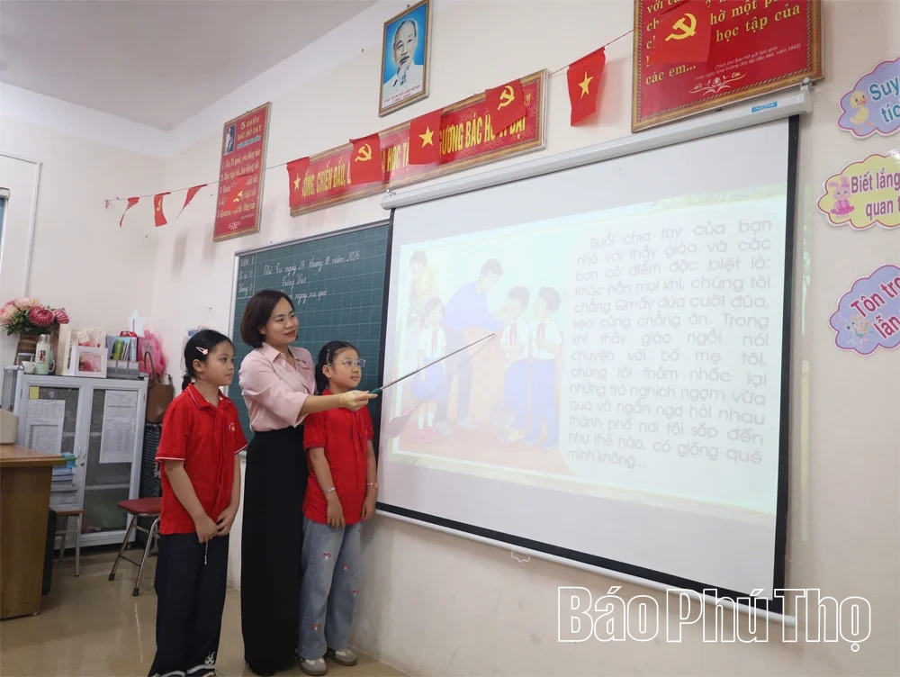 Nâng cao hiệu quả quản trị trường học sau sắp xếp ở Thanh Miếu