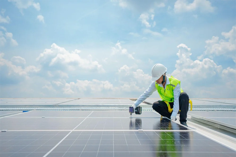Hơn 1.000 doanh nghiệp lựa chọn Việt Nam Solar là đối tác phân phối thiết bị điện mặt trời