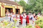 Vun đắp tình yêu quê hương