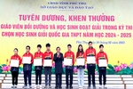 Tuyên dương, khen thưởng giáo viên bồi dưỡng và học sinh đoạt giải Kỳ thi chọn học sinh giỏi quốc gia THPT năm học 2024 - 2025.