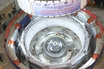 Hạ đặt thành công rotor tổ máy số 1 Dự án Thủy điện Hòa Bình mở rộng